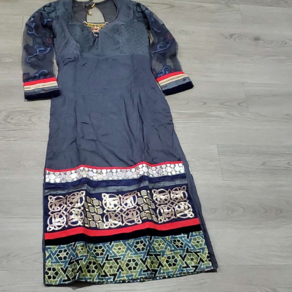 Brand new Womens dress beautiful color